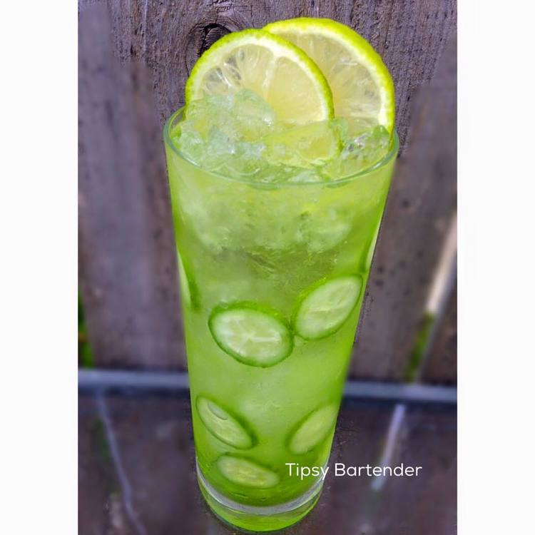 CUCUMBER TONIC Cocktail