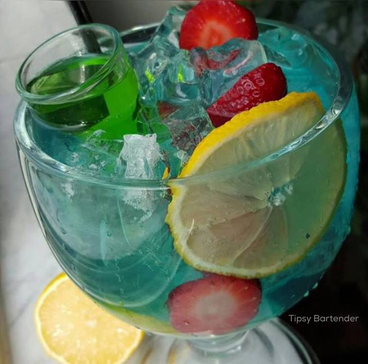 CURACAO SANGRIA Cocktail