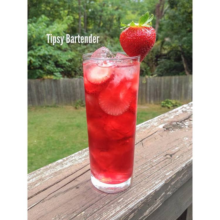 Pretty Red Cocktail