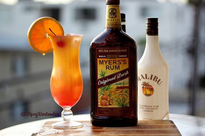 Bahama Mama Cocktail