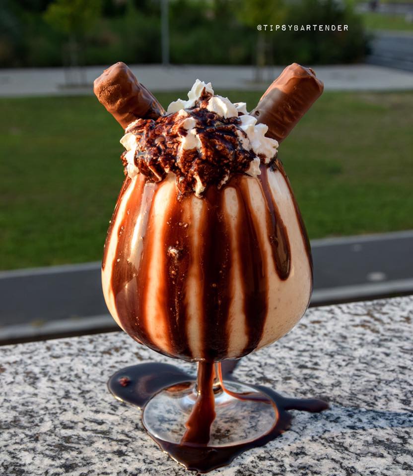 Twix and Chocolate Cocktail